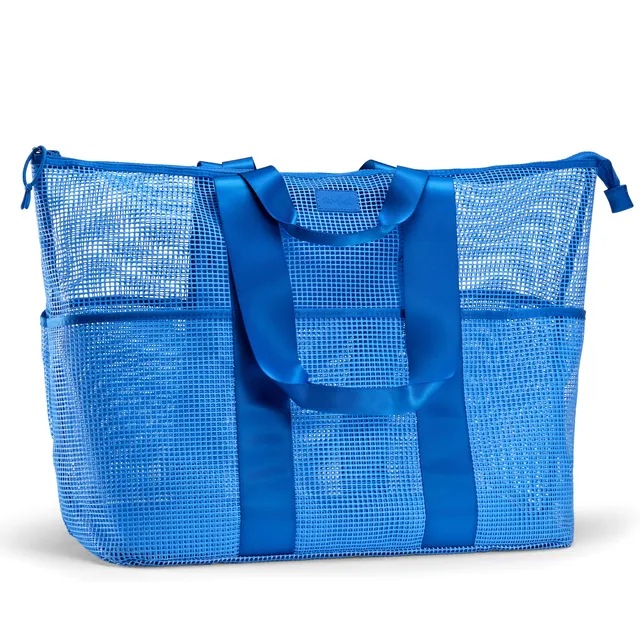 fit-fresh-the-shore-thing-xl-marine-grade-mesh-beach-bag-marina-blue image 1