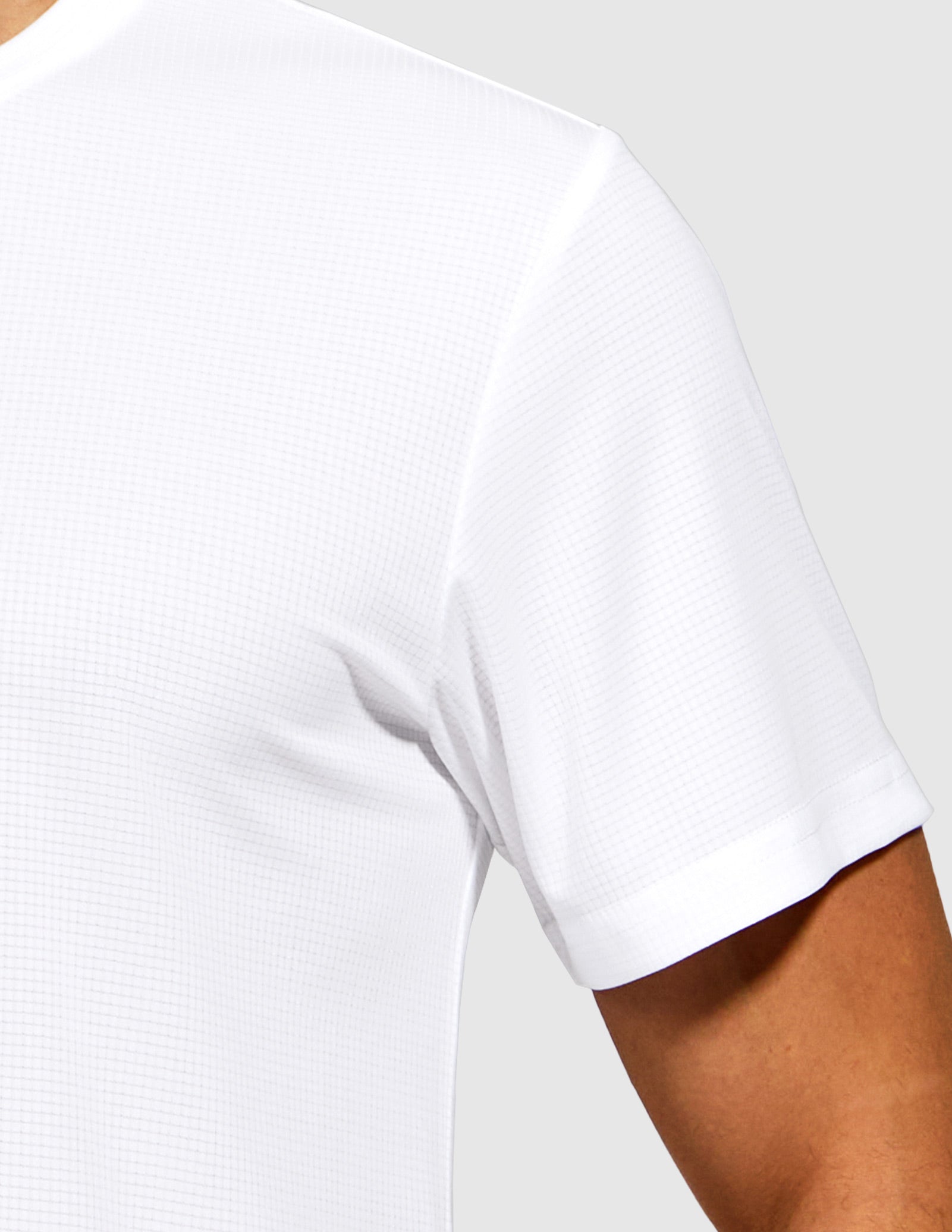 mier-airdure-men-s-ultralight-breathable-running-t-shirt image 5