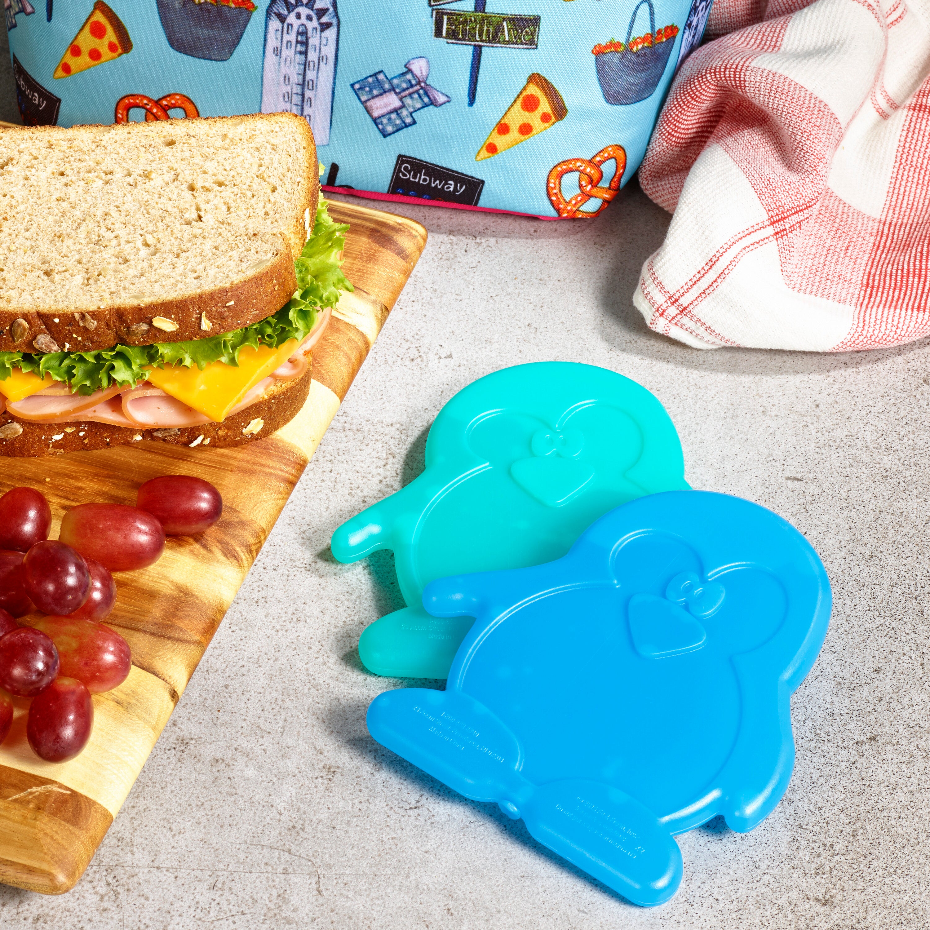 fit-fresh-cool-coolers-kids-shaped-ice-packs-penguin image 5