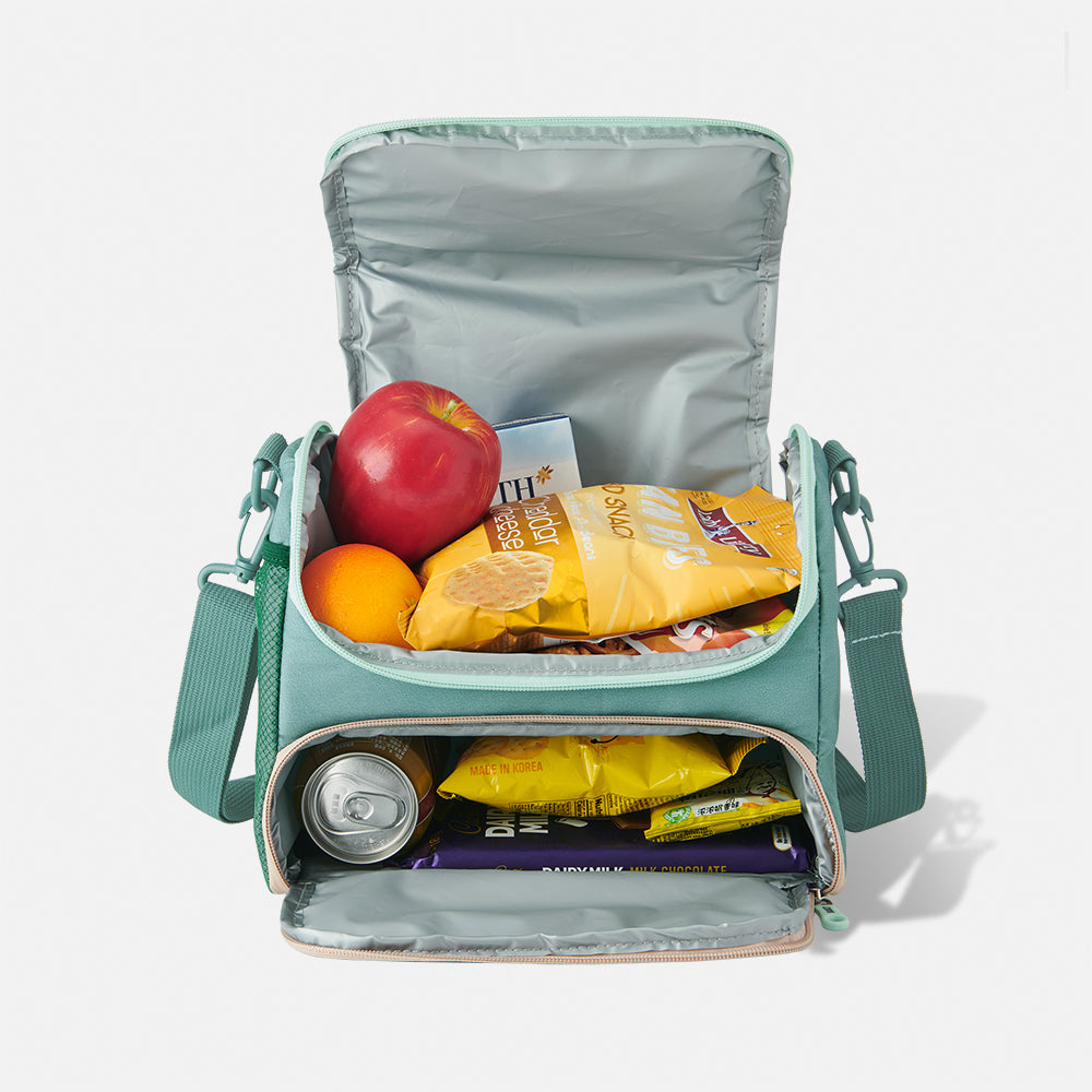 built-prime-insulated-lunch-bag-with-removable-divider-and-shoulder-strap image 8
