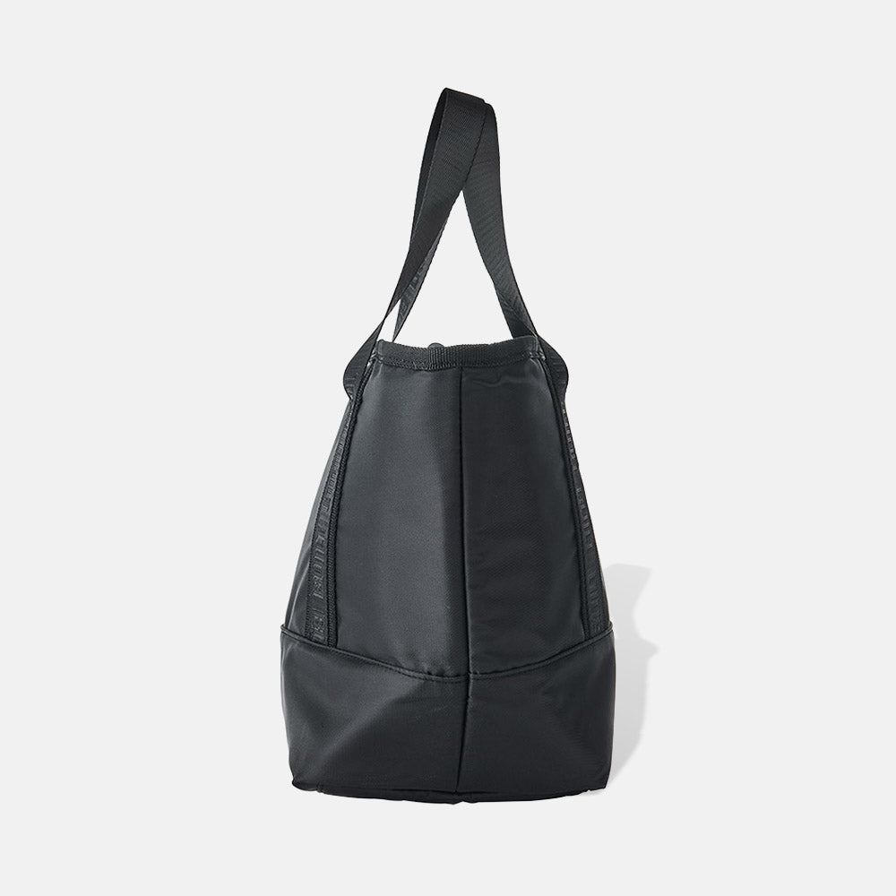 built-mercer-insulated-lunch-bag-durable-satin-twill-zipper-closure-easy-clean-i image 3