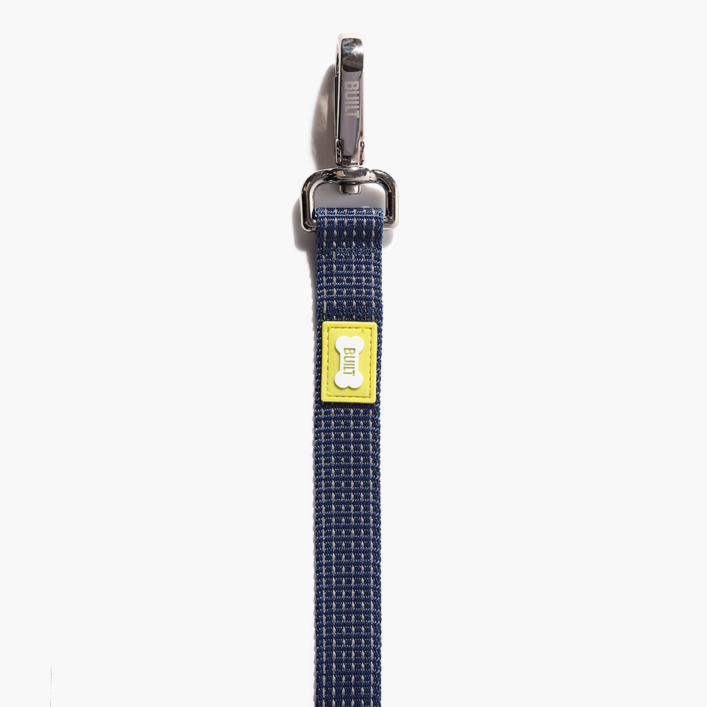 built-nightsafe-dog-leash-reflective-dual-handle-leash-with-neoprene-padded-grip image 3