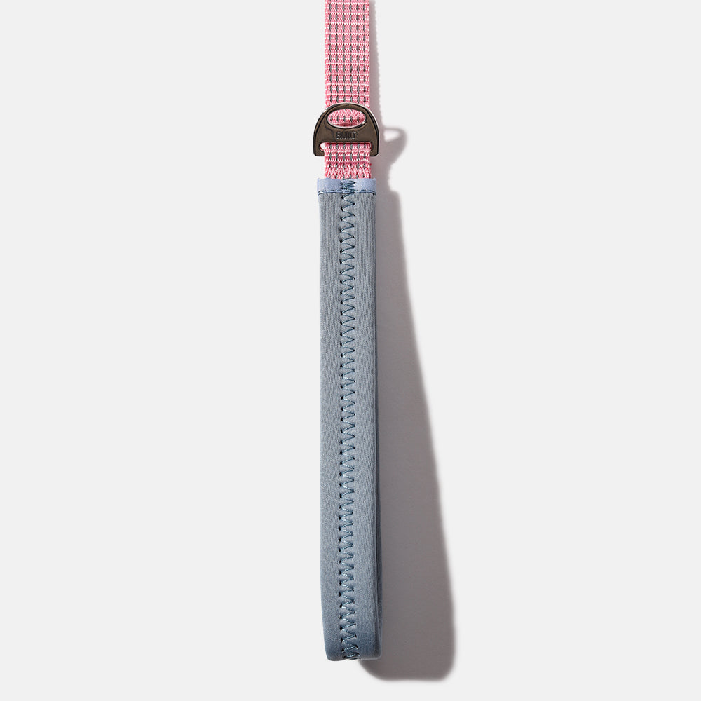 built-nightsafe-dog-leash-reflective-dual-handle-leash-with-neoprene-padded-grip image 8