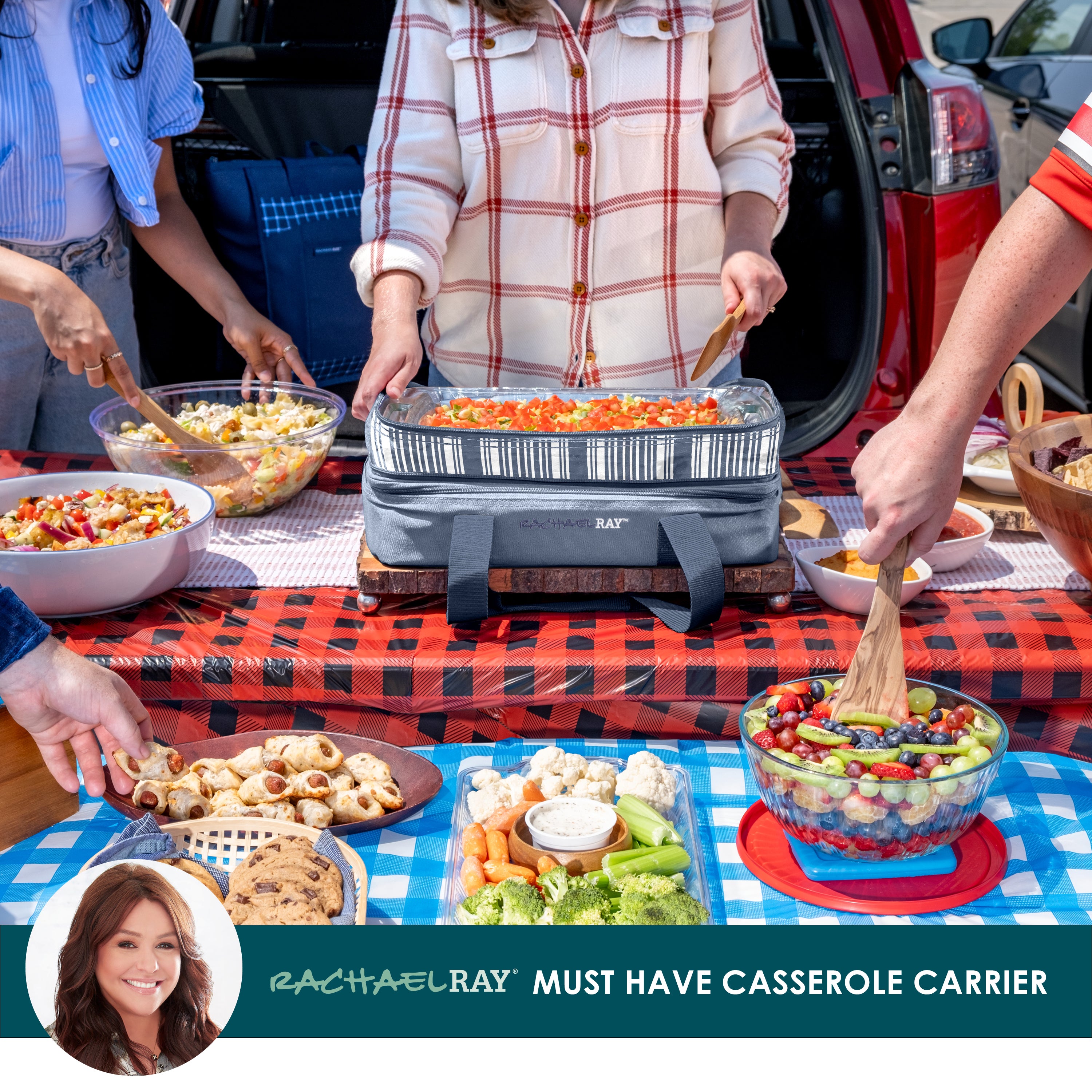 rachael-ray-expandable-lasagna-lugger-slate-stripe-insulated-expandable-casserol image 6