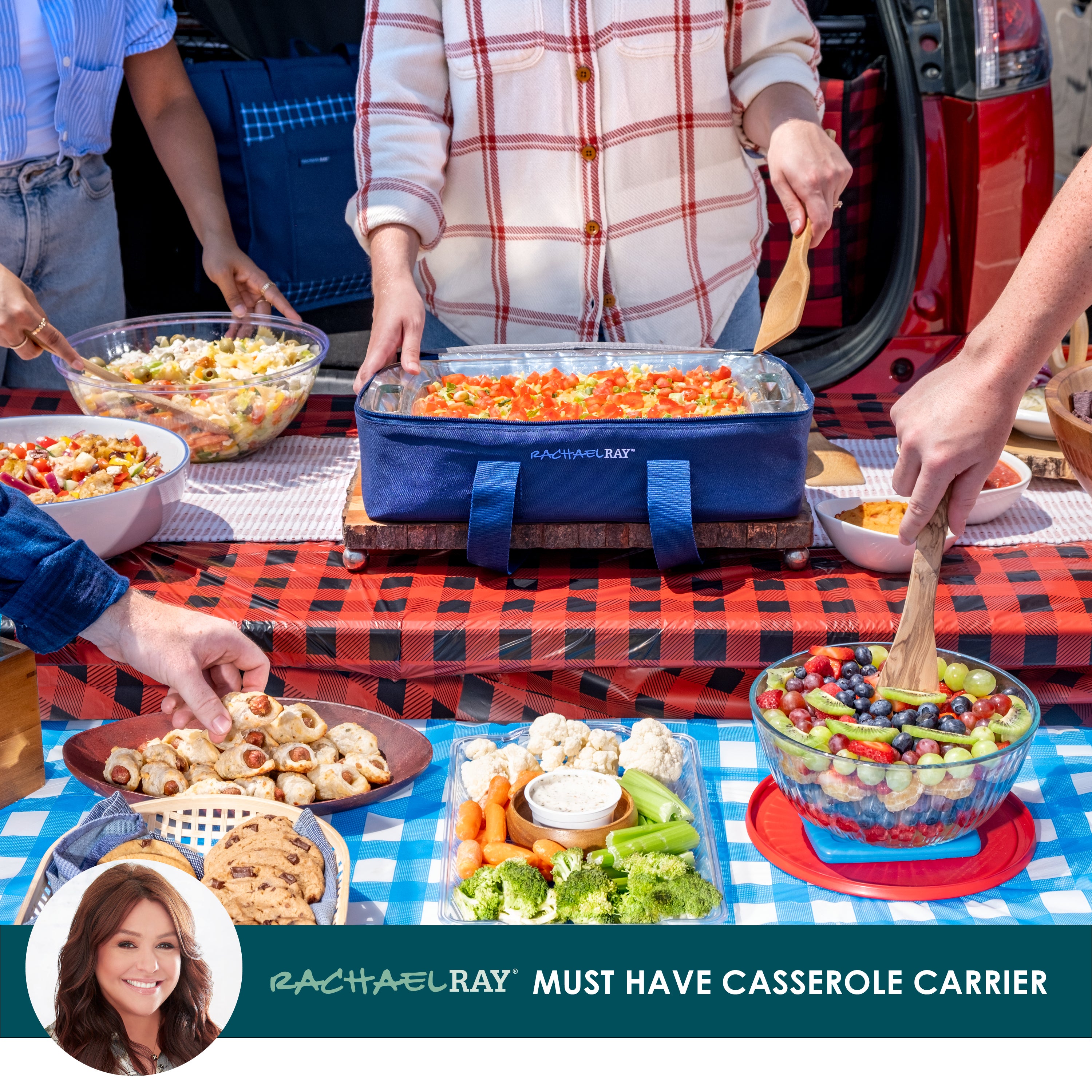rachael-ray-original-lasagna-lugger-navy-gingham-insulated-casserole-carrier-for image 6