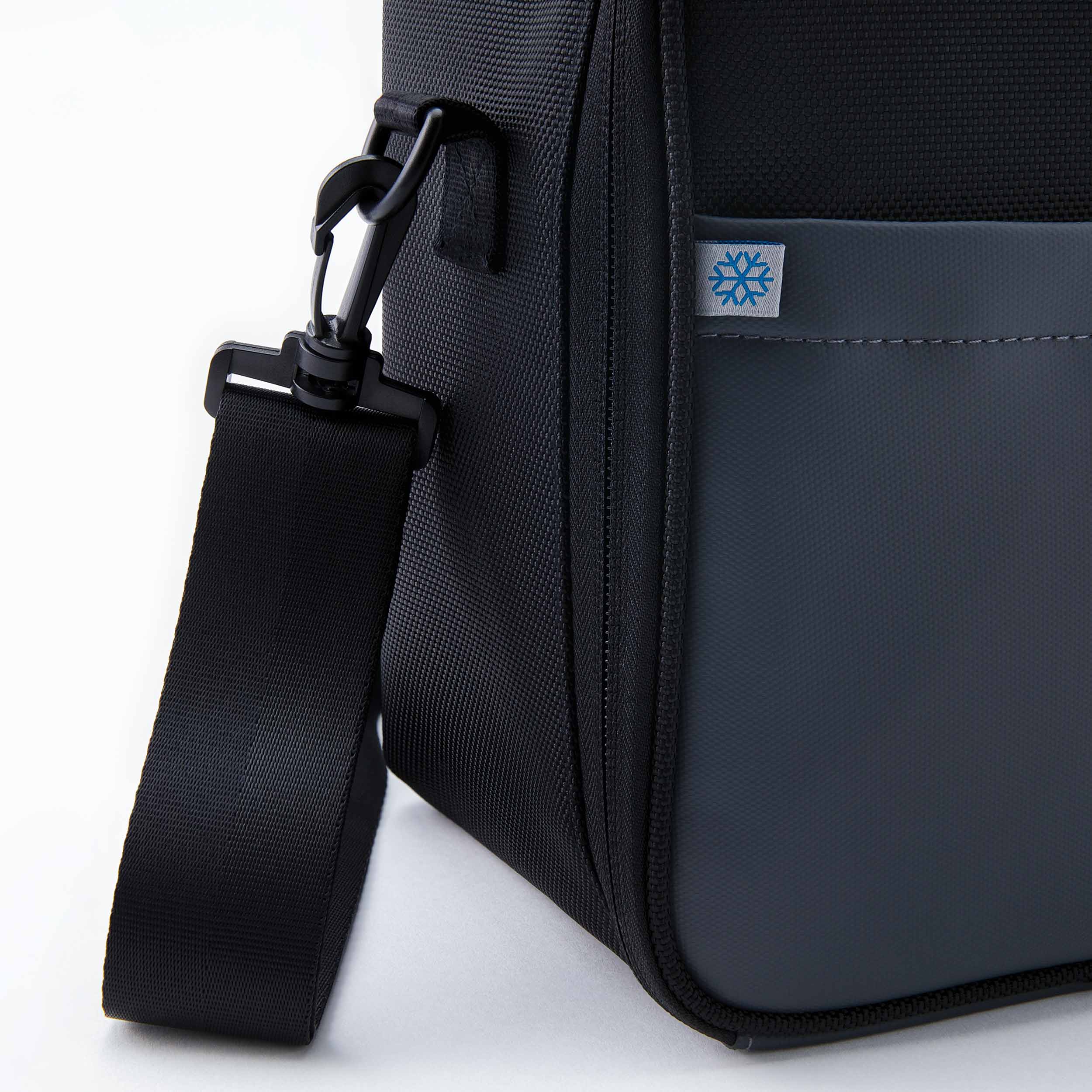 packit-freezable-upright-lunch-box-with-ecofreeze-triple-layer-3x-cooling-and-st image 8