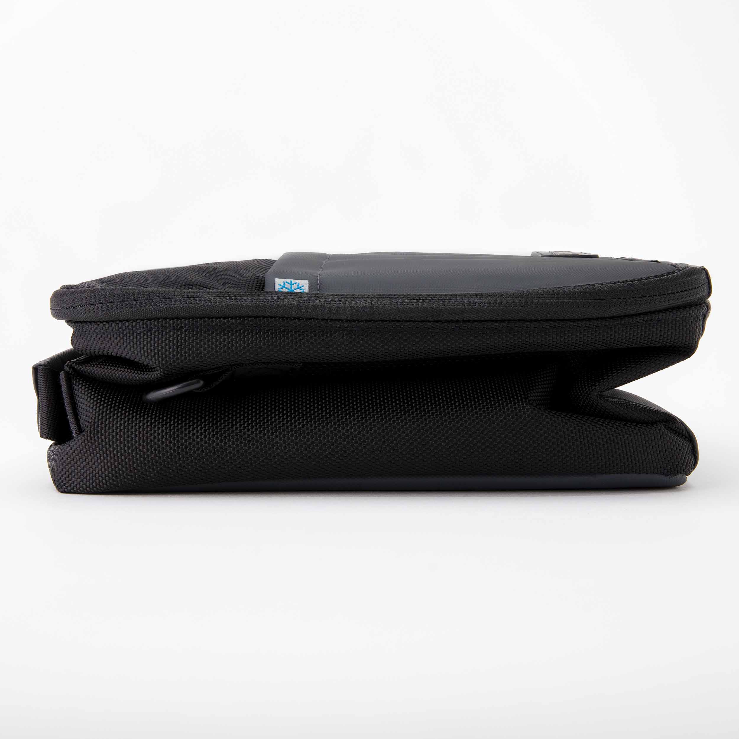 packit-freezable-upright-lunch-box-with-ecofreeze-triple-layer-3x-cooling-and-st image 6