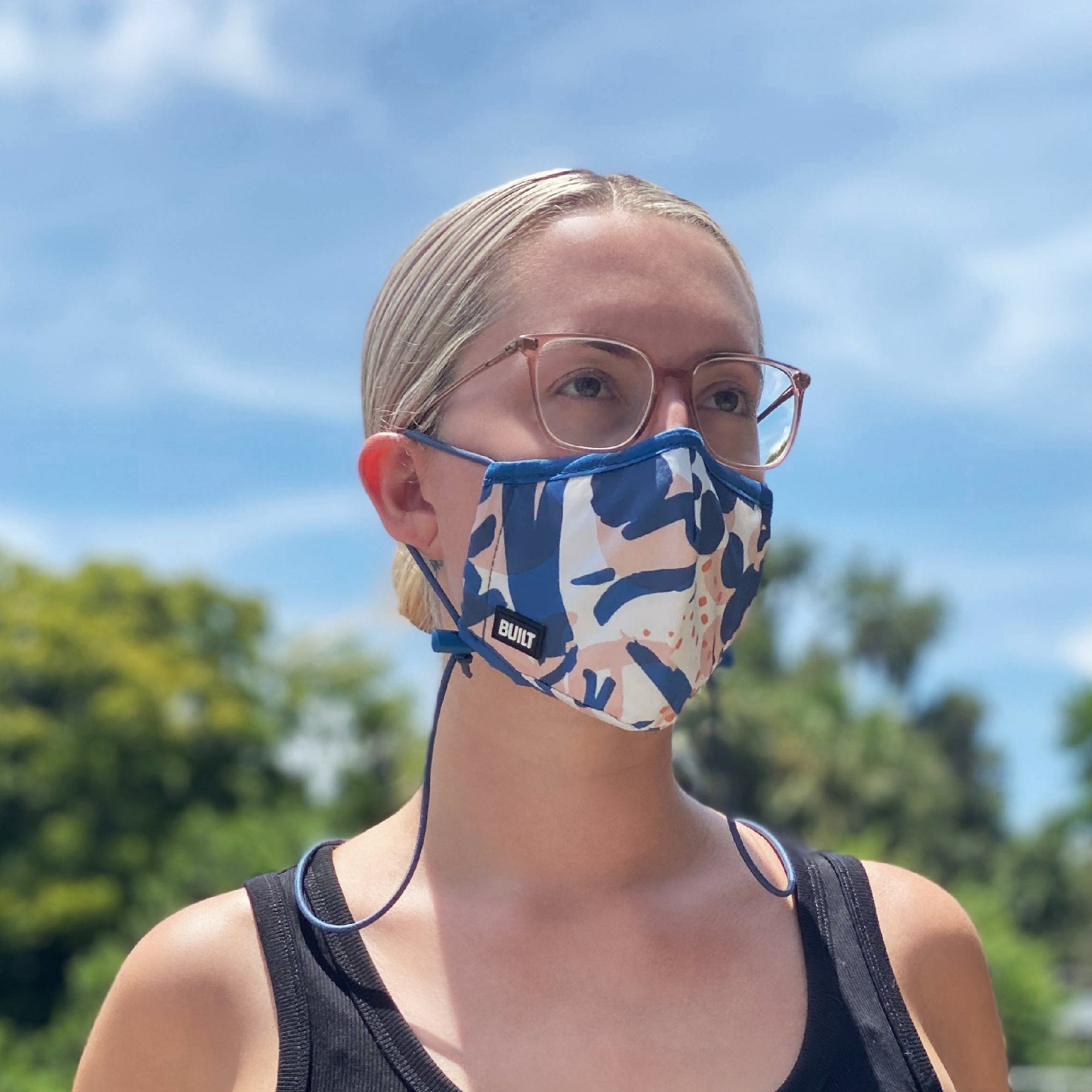 built-adjustable-reusable-face-mask-100-cotton-mask-with-2-pm-2-5-filters-neckst image 8