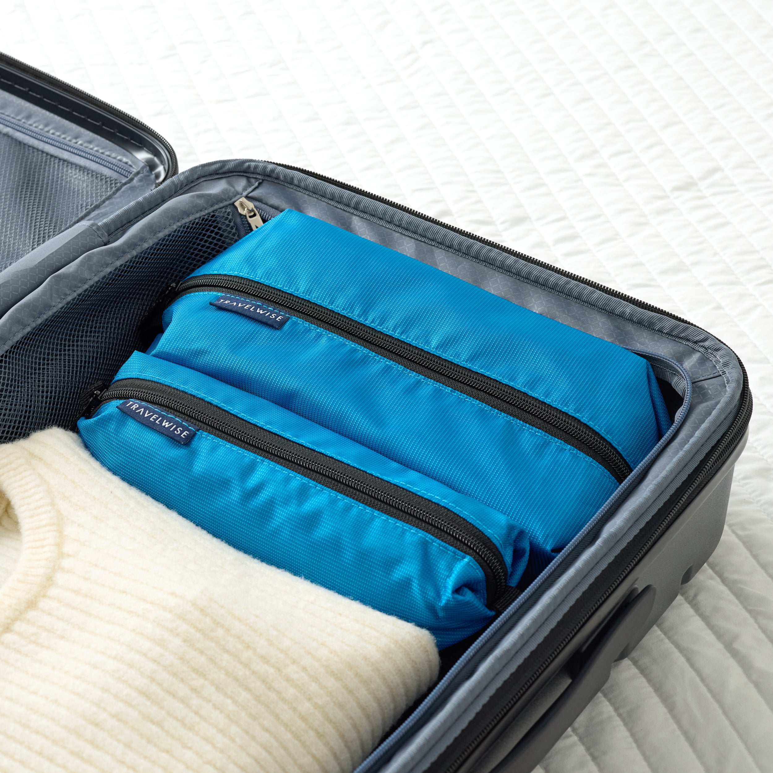 built-travelwise-2-piece-wrap-around-zip-toiletry-bag-set-durable-polyester-with image 6
