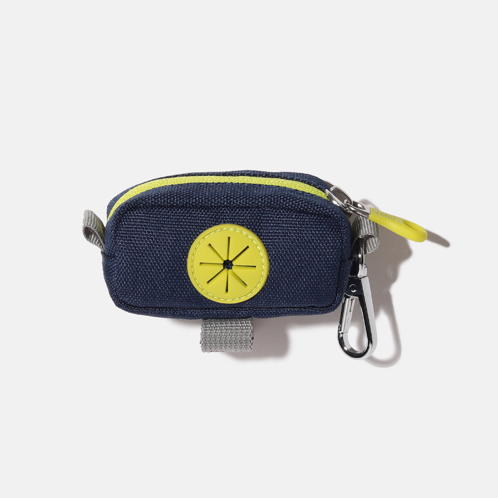 built-dog-waste-bag-leash-pouch-single-compartment-bag-dispenser-with-silicone-p image 2